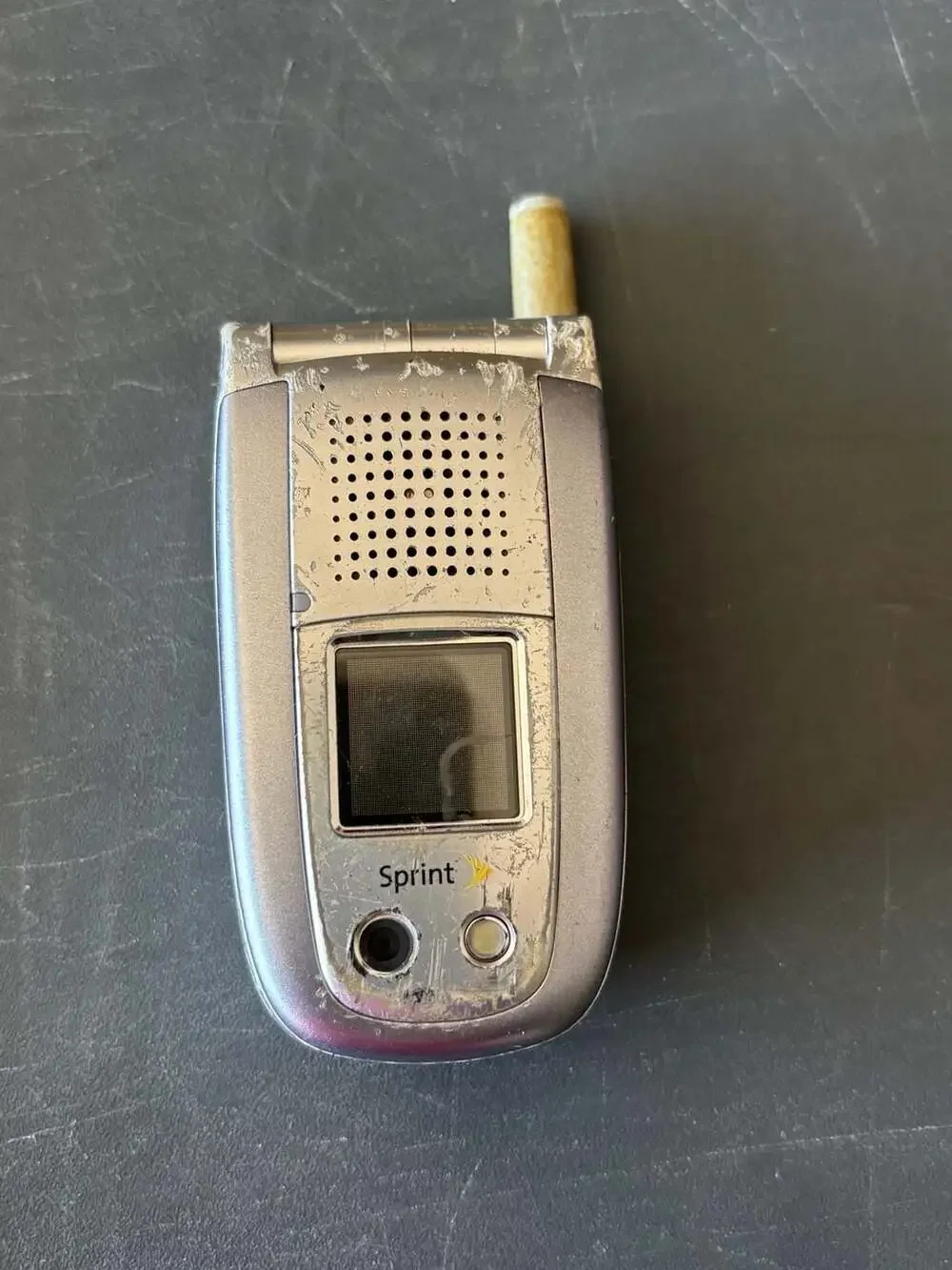 Sanyo SCP-8100 Sprint Flip Phone Vintage Cell Phone
